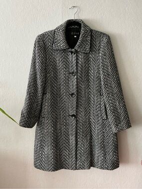Women’s Coat from Overseas